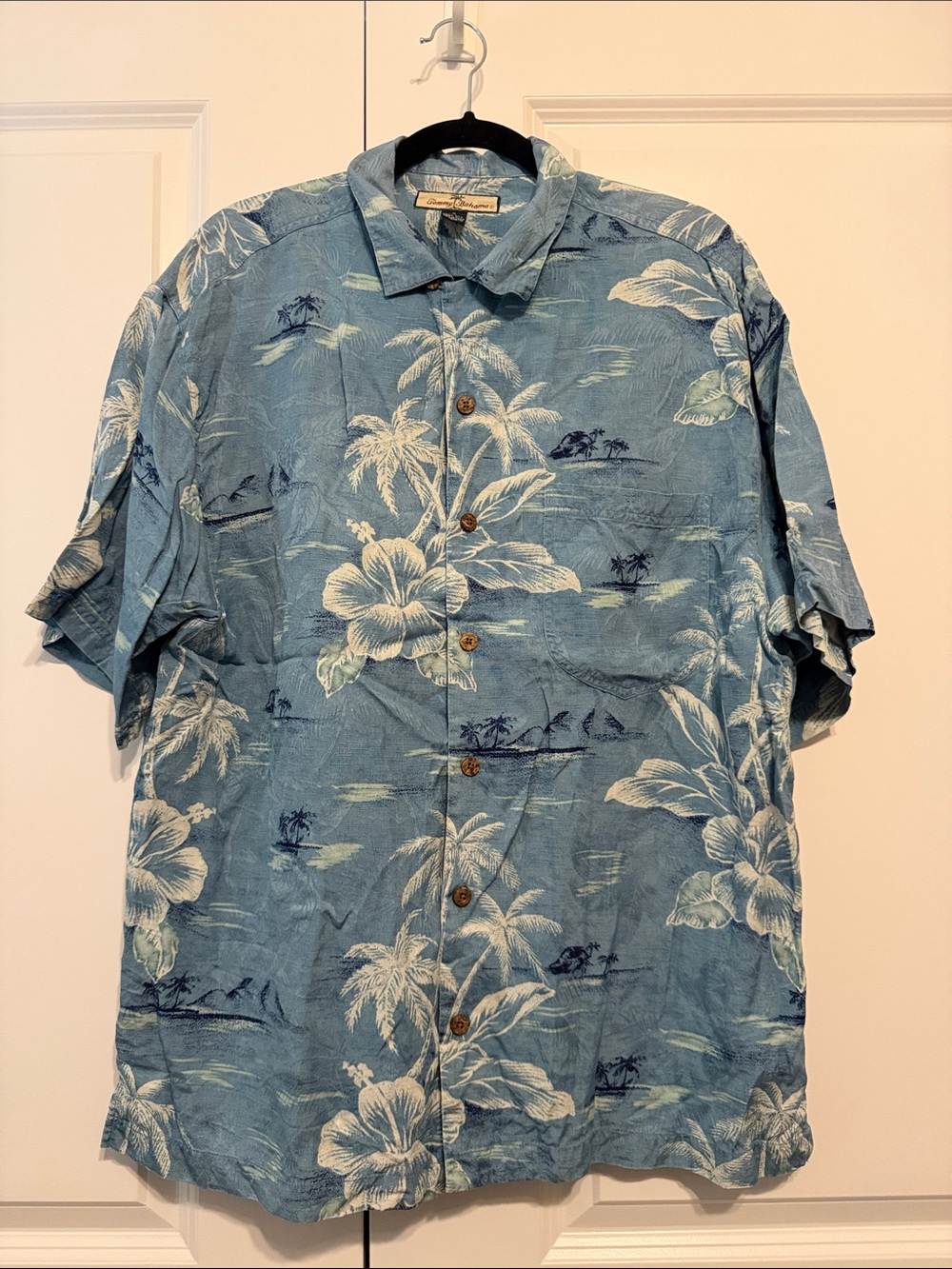 Tommy Bahama Light Blue Floral Hawaiian Button-Down Shirt